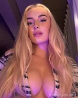 Миниатюра Индивидуалка Лена  Юбилейный Фотография 